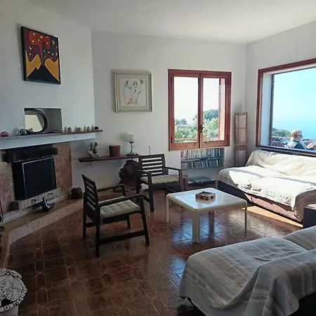 빌라 Blu Seaview Pool Terrace And Jacuzzi *