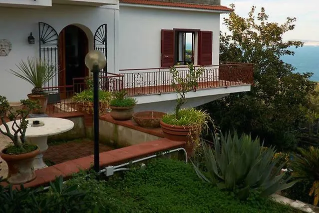 The Two Magnolias Villa