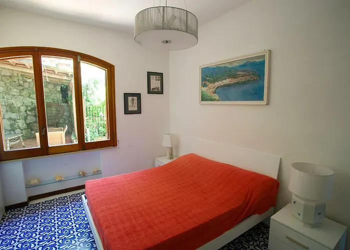 The Two Magnolias * 索伦托