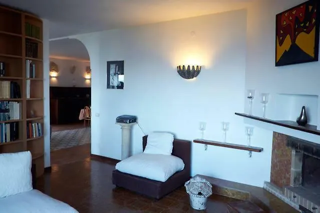 The Two Magnolias Sorrento