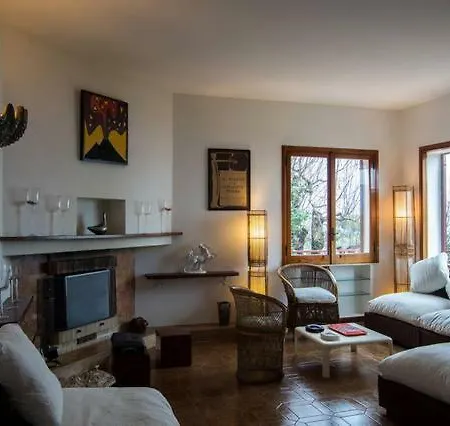 The Two Magnolias Villa Sorrent